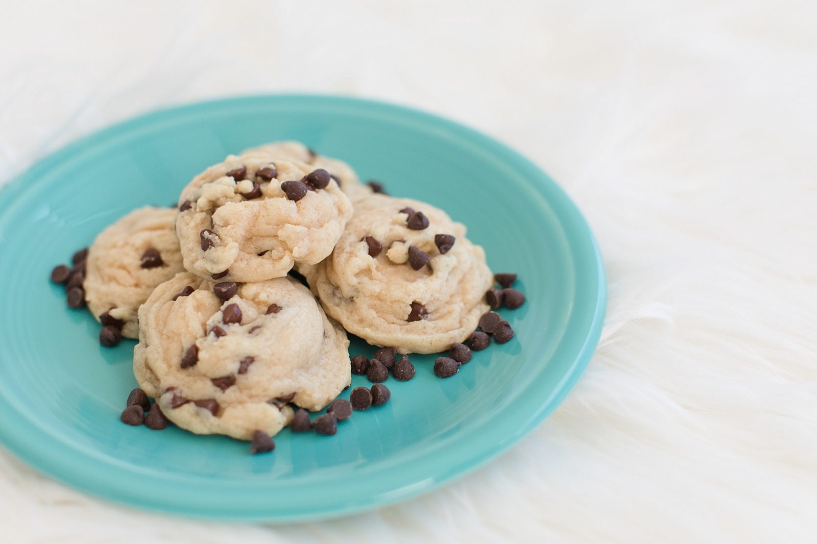 TB'S KITCHEN DAIRY FREE CHOCOLATE CHIP COOKIES Tauri Baum Photography